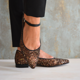 MERCEDITAS GLITTER BROWN SOFIA