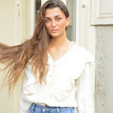 BLUSA RIBETES DORADOS