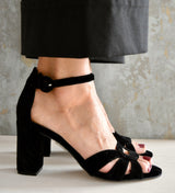 SANDALIA VELVET NEGRA LAUREN
