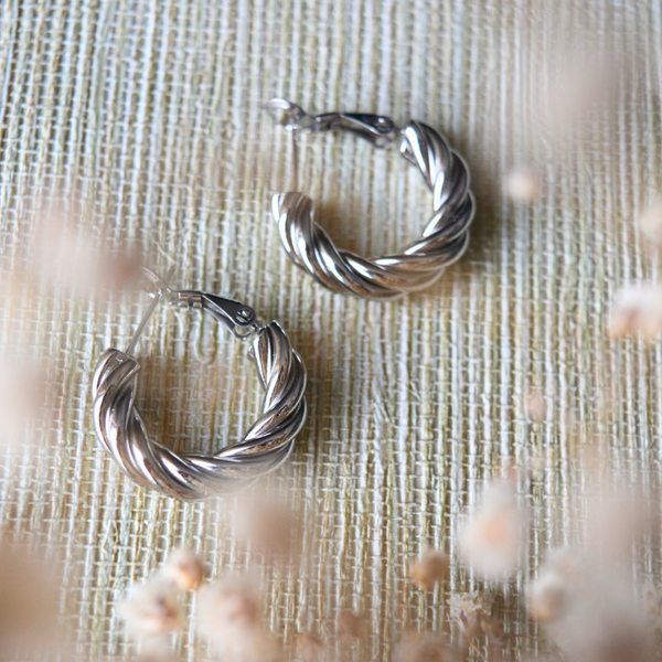 PENDIENTES  PLATEADO TRENZADO