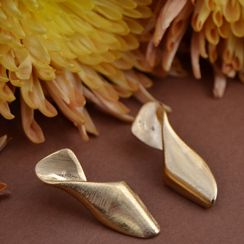 PENDIENTES PETALO DOBLADO ORO