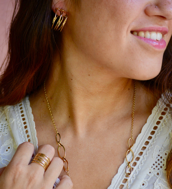 PENDIENTES AROS LINEAS DORADAS