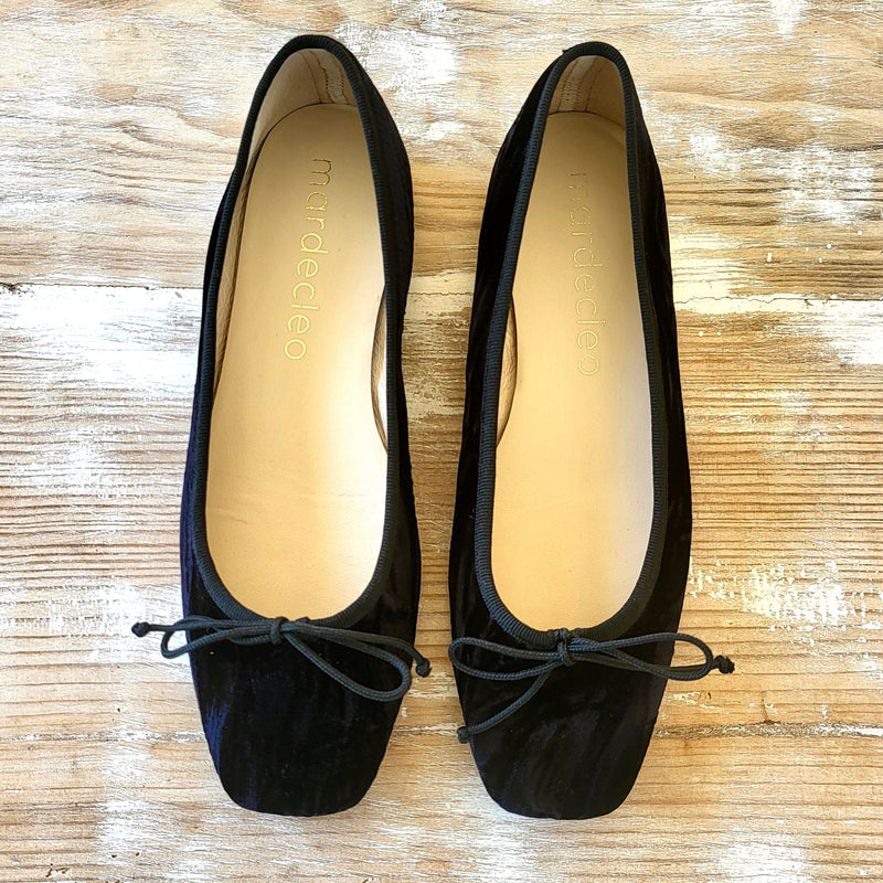 BAILARINAS SWEET  BLACK VELVET