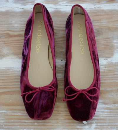 BAILARINAS SWEET VELVET GRANATE